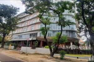 Disewakan Untuk Retail/Restaurant , 109m2 di  Tebet Barat, Jakarta Selatan