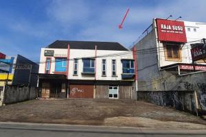 Disewakan Ruko , Luas 243m2 di Jl. Raya Condet , Balekambang