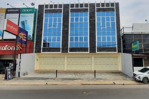 Dijual  Ruko 3,5 Lantai ,Luas 288m2 di Jatiwaringin, Pondok Gede