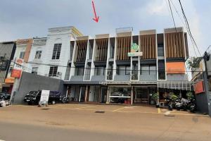 Sewa Ruko 3,5 Lantai, Luas 210m2 di Jl. Tebet Barat Dalam Raya