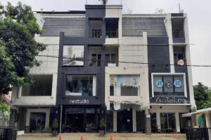 Disewakan Kantor di  Lantai 3, luas 82m2  di Bulungan, Blok M, Jakarta Selatan 