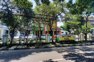 Dijual  Ruko 2,5 Lantai ,Luas 270m2 di  Condet Raya, Pasar Rebo, Jakarta Timur