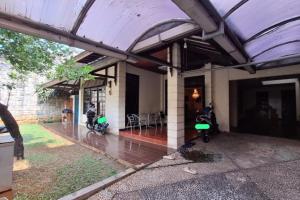 Rumah Luas Tanah 400 m2 di Menteng Dalam