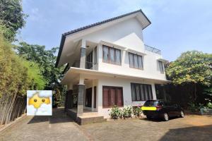 Dijual Properti Dalam Komplek di Kota Jakarta
