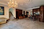 Rumah Luas Tanah 400 m2 di Jakarta Selatan