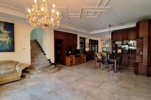 Rumah Luas Tanah 400 m2 di Jakarta Selatan