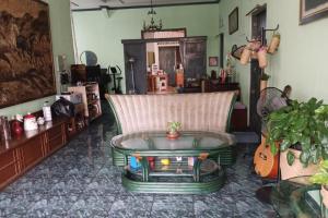 Rumah Megah Luas 1.000 m2 an di Jakarta Selatan