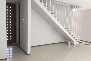 Rumah BARU, 3.5 Lantai, AC, Roof Top di Cilandak