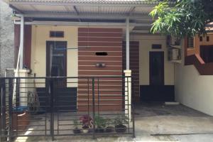 Rumah Siap Huni, Semi Furnished di PURI BINTARO INDAH