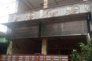 Rumah 2 Lantai posisi di Jalan Utama Cocok untuk Hunian dan Usaha
