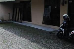 Dijual Rumah Cibolerang
