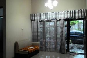 Dijual Rumah Taman Kopo Indah 1