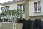 Rumah Bagus Siap Huni di Mampang.Disewa 175Jt/thn Info : 0812 8377 0123