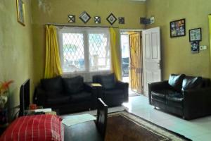 Dijual Rumah Taman Cibaduyut Indah 