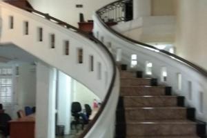 Rumah Hook, Swimming Pool, Strategis di Jalan BRAWIJAYA
