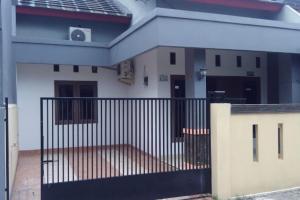 Rumah 2 Lantai, Siap Huni, 2 Akses Mobil di Kukusan, Beji