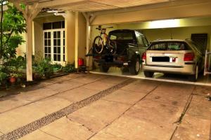 Rumah Asri, Nyaman &amp; Tenang di Komplek Megapolitan Cinere Estate
