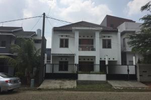 Rumah Bangunan Baru, Furnished di GRAND SENTUL