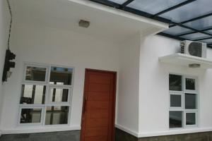 Rumah Baru Full Furnished di Tebet Utara