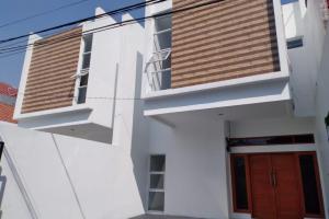Rumah Baru Minimalis di Tebet Barat Jakarta Selatan