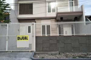 Rumah Baru Semolowaru Elok Siap Huni