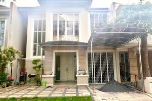 RUMAH LONG BEACH PAKUWON CITY