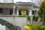 Rumah Asri, Nyaman &amp; Tenang di GRIYA CINERE 1