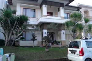 RUMAH PAKUWON CITY LAGUNA REGENCY SIAP HUNI