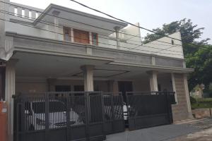 Rumah Baru Renovasi, Furnished, Dibawah Harga Pasar, PERMATA PAMULANG