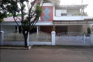 Rumah Nyaman Dalam Komplek Perumahan Jatimakmur Pondok Gede 