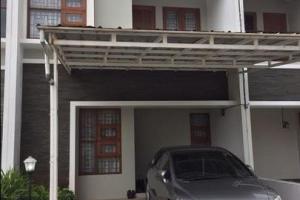 Rumah Cantik dan Terawat Full Furnish di Cimanggis Depok 