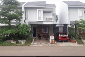 Rumah Asri dan Nyaman di Telaga Golf Sawangan Depok