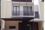 Town House Nyaman dan Strategis di Jl M. Kahfi Jakarta Selatan 