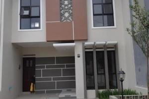 Rumah Baru Siap Huni, Bangunan 2 Lantai, Strategis di Radar Auri, Cimanggis, Depok