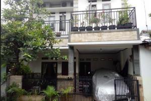 Rumah Second Minimalis di Perumahan Ampera Permai 2 Serpong Tangerang Selatan