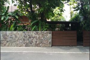 Rumah Second Asri dan Nyaman di Cipete Jakarta Selatan