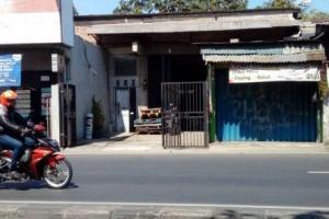 Rumah Second di Lokasi Strategis Pinggir Jl. Raya Bogor