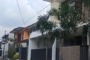 Rumah Baru 2 Lantai Dijual Siap Huni di Komplek Mega Cinere Depok