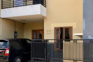 Rumah 3 Lantai, SHM, Furnished, di Perumahan Bukit Cengkeh 1, Cimanggis