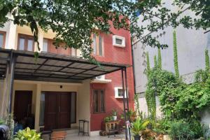 Rumah Second Dijual Lokasi Strategis di Ciputat Timur Tangsel