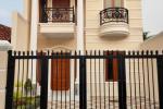 Rumah Baru Dijual Bergaya Klasik di Jagakarsa Jakarta Selatan