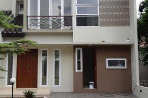 Rumah Baru 2 Lantai Ready Stock Strategis di Jagakarsa Jaksel