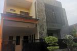 Rumah Second 2 Lantai Dijual Nyaman dan Strategis di Depok Timur