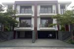 Town House Baru 3 Lantai Executive dan Strategis di Ampera Jaksel 