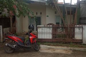 Rumah Second Dijual Dalam Komplek Perumahan Tanah Baru Depok