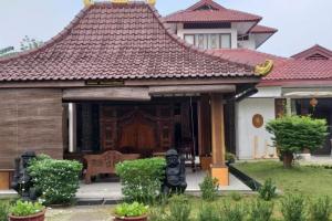 Rumah Mewah dan Nyaman, Asri Dijual di Jagakarsa Jaksel