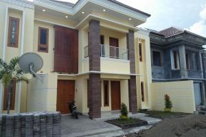 Rumah Kavling Bangun Lux dalam Pusat Kota dekat Kraton 