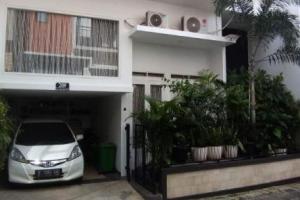 Rumah Dijual Cantik dan Terawat di Lokasi Strategis Jagakarsa Jaksel