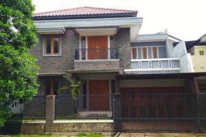 Rumah Mewah dan Nyaman di Perumahan Puspita Loka BSD Tangsel
