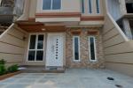 Rumah Baru Dijual Nyaman dan Lokasi di Pinggir Jalan Utama Jagakarsa Jaksel